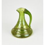 Glass pouring carafe