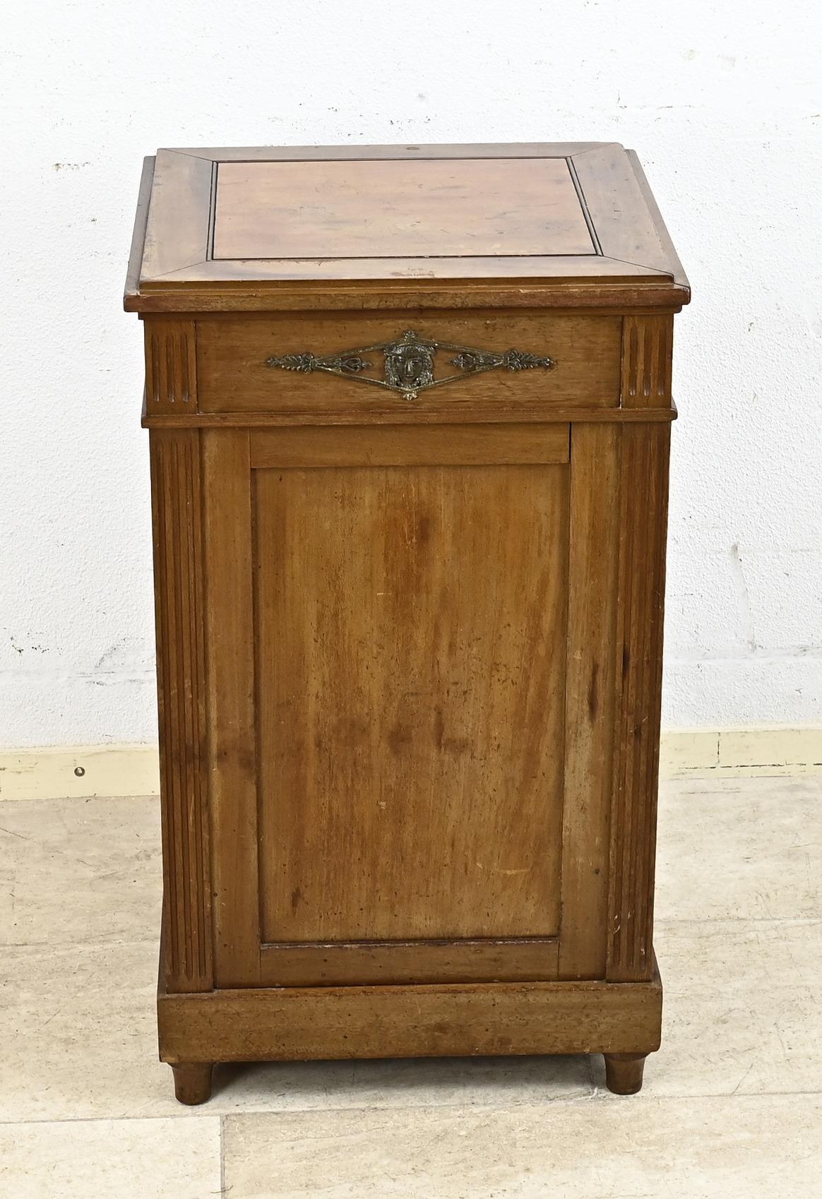 Mahogany cabinet