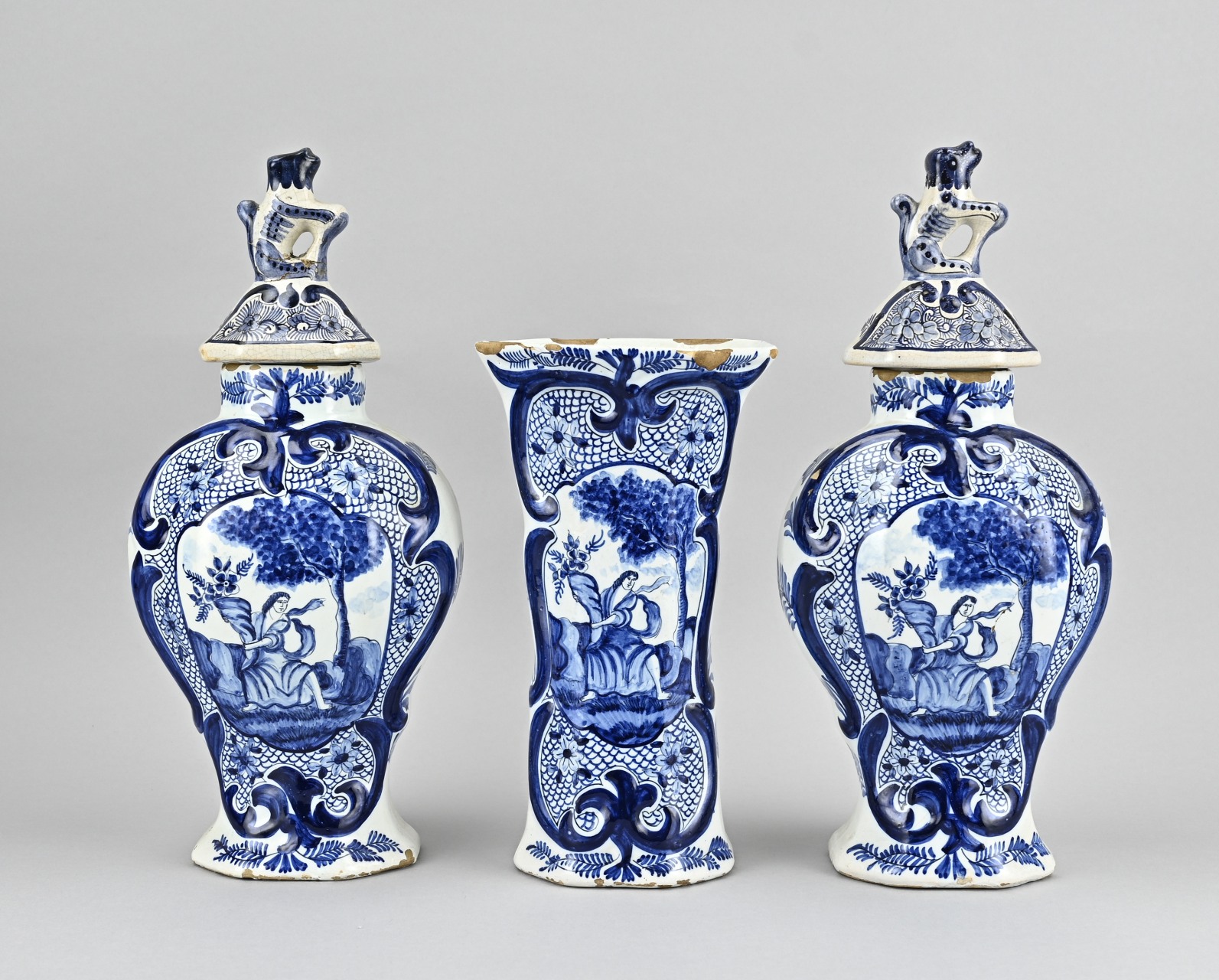 3-piece Delft cupboard set