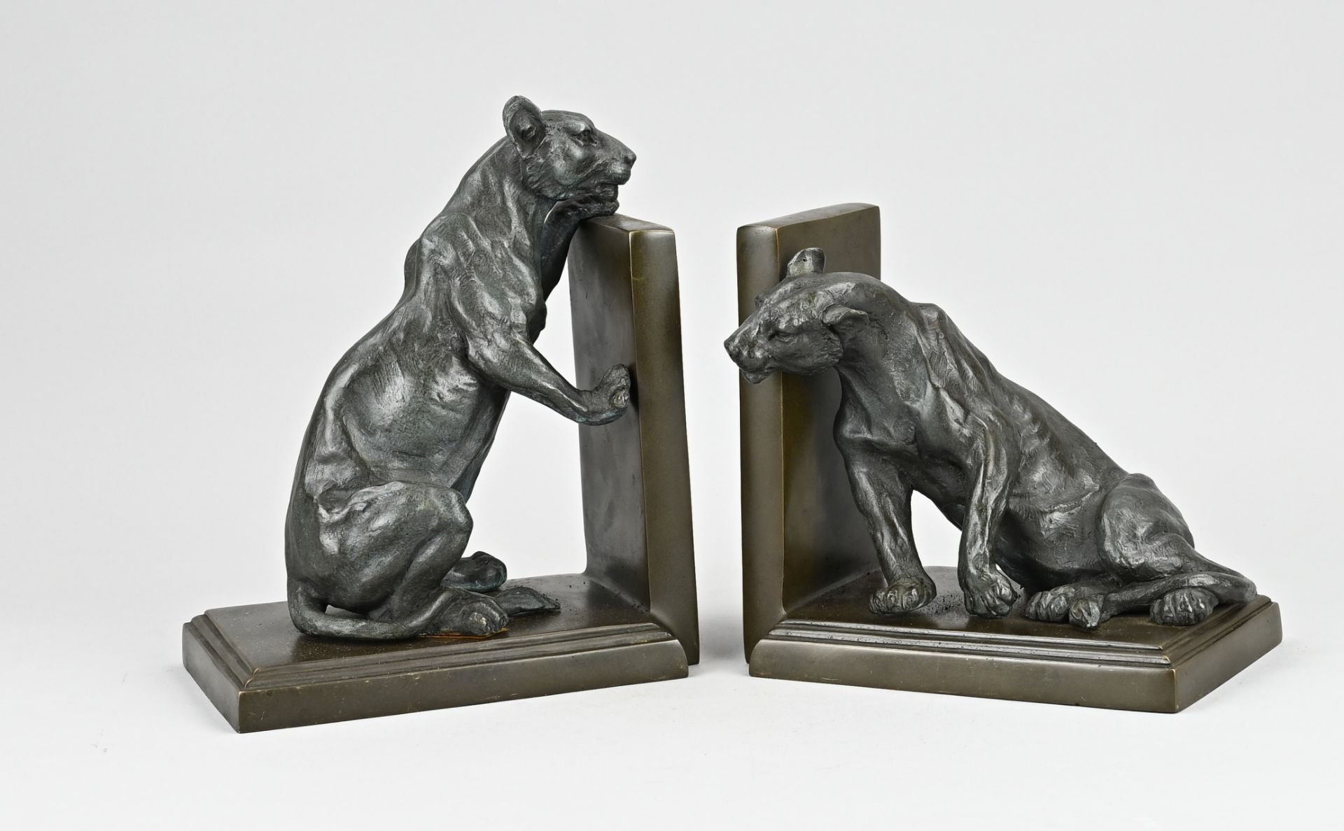 Set of bookends, (2 panthers)