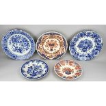 5x Delft plate Ã˜ 28.7 - 37 cm.