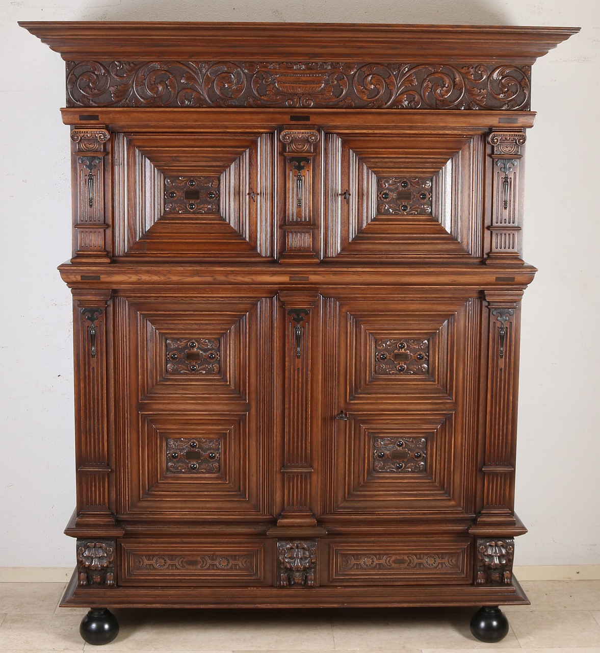 3-piece Dutch cabinet