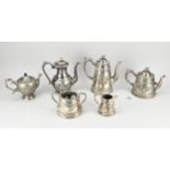 Lot of jugs (plated/tin)