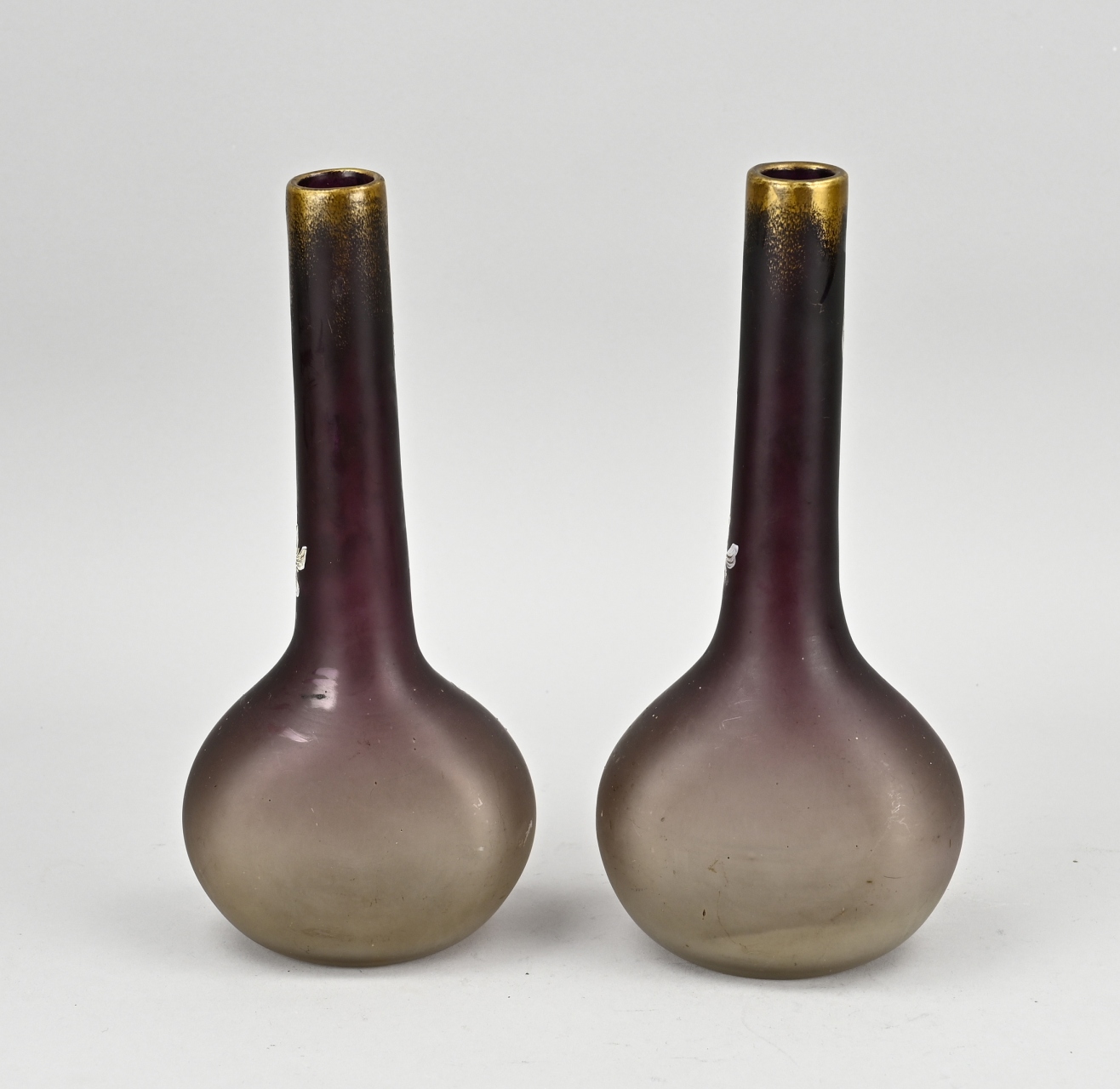 2x Glass vase (France) - Image 2 of 2