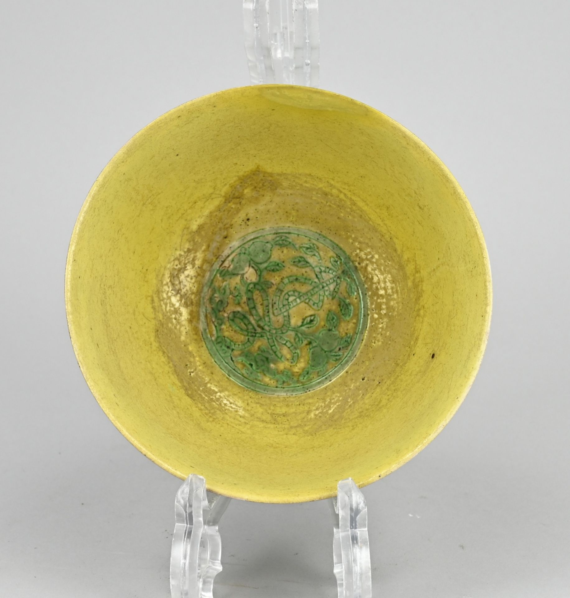 Chinese yellow bowl with green dragon - Image 2 of 3