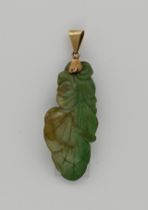 Pendant with jade