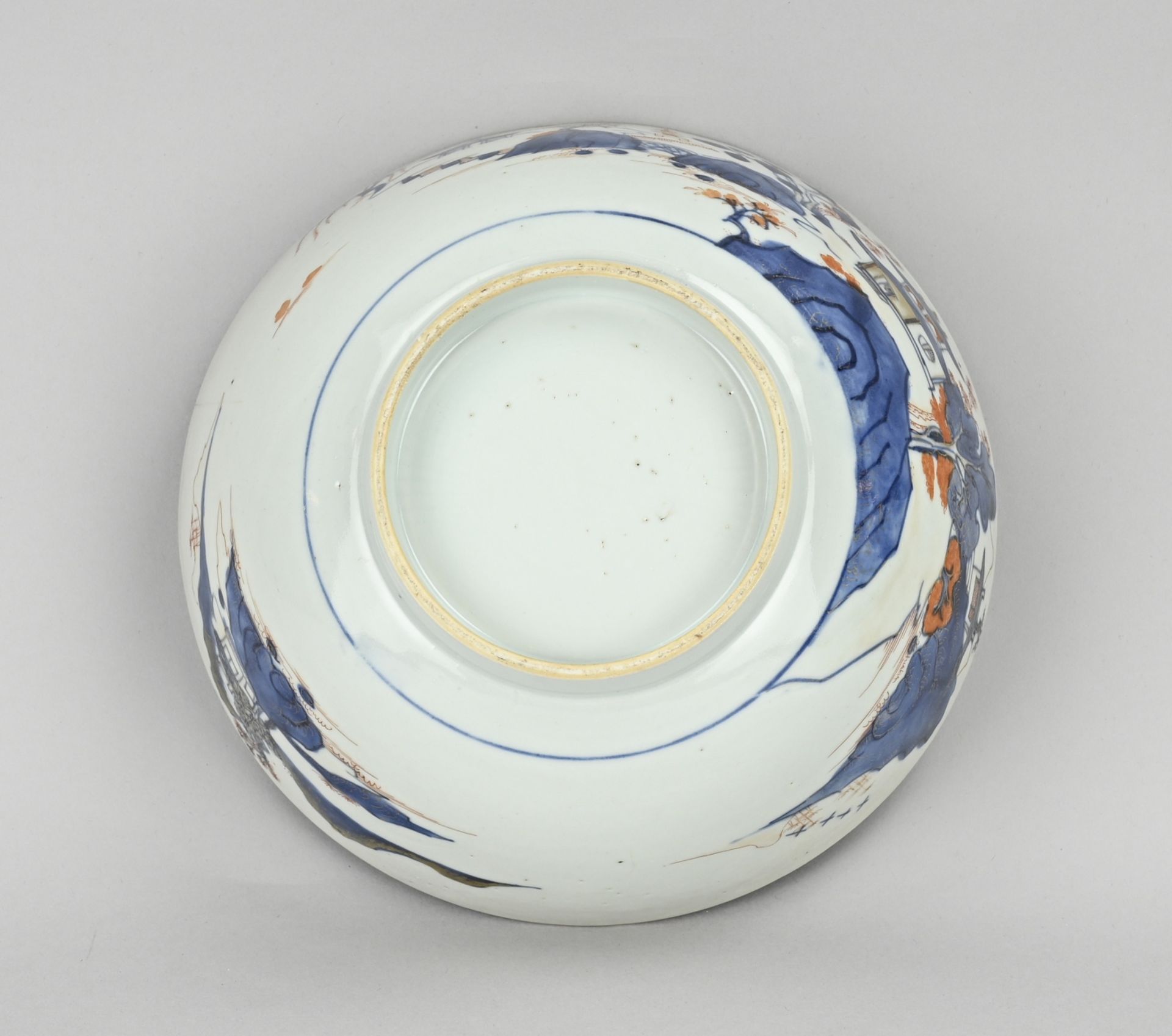 Chinese Imari bowl Ã˜ 23.6 cm. - Image 3 of 3