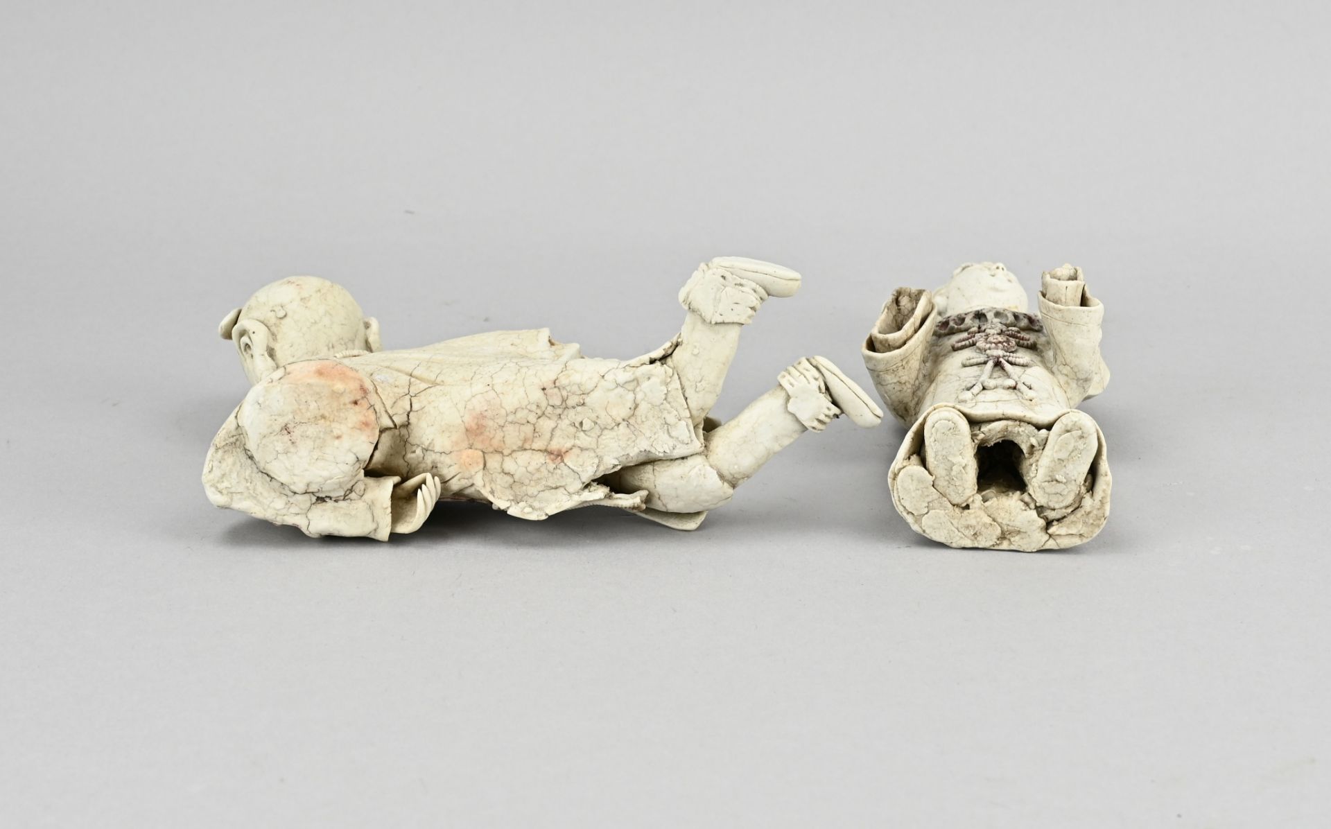 2x Antique Chinese figure - Image 3 of 3