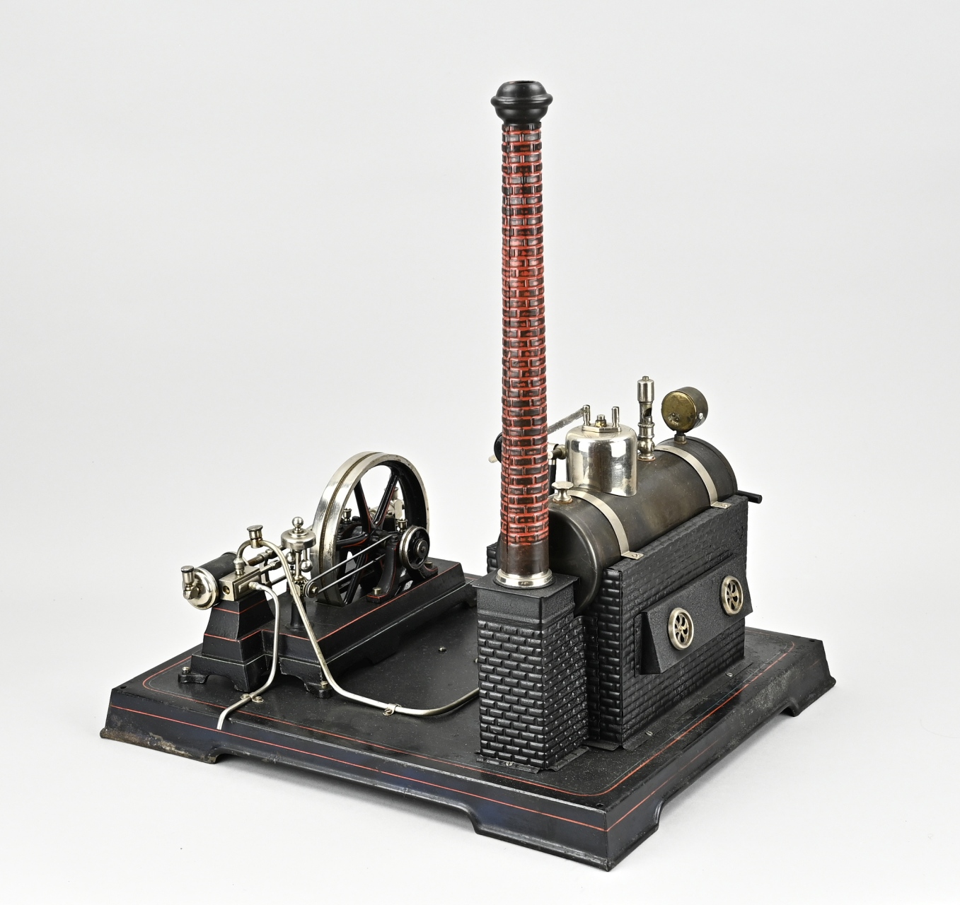 Doll steam engine, 1910 - Image 2 of 2