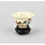 Chinese bowl on wooden base Ã˜ 8.5 cm.