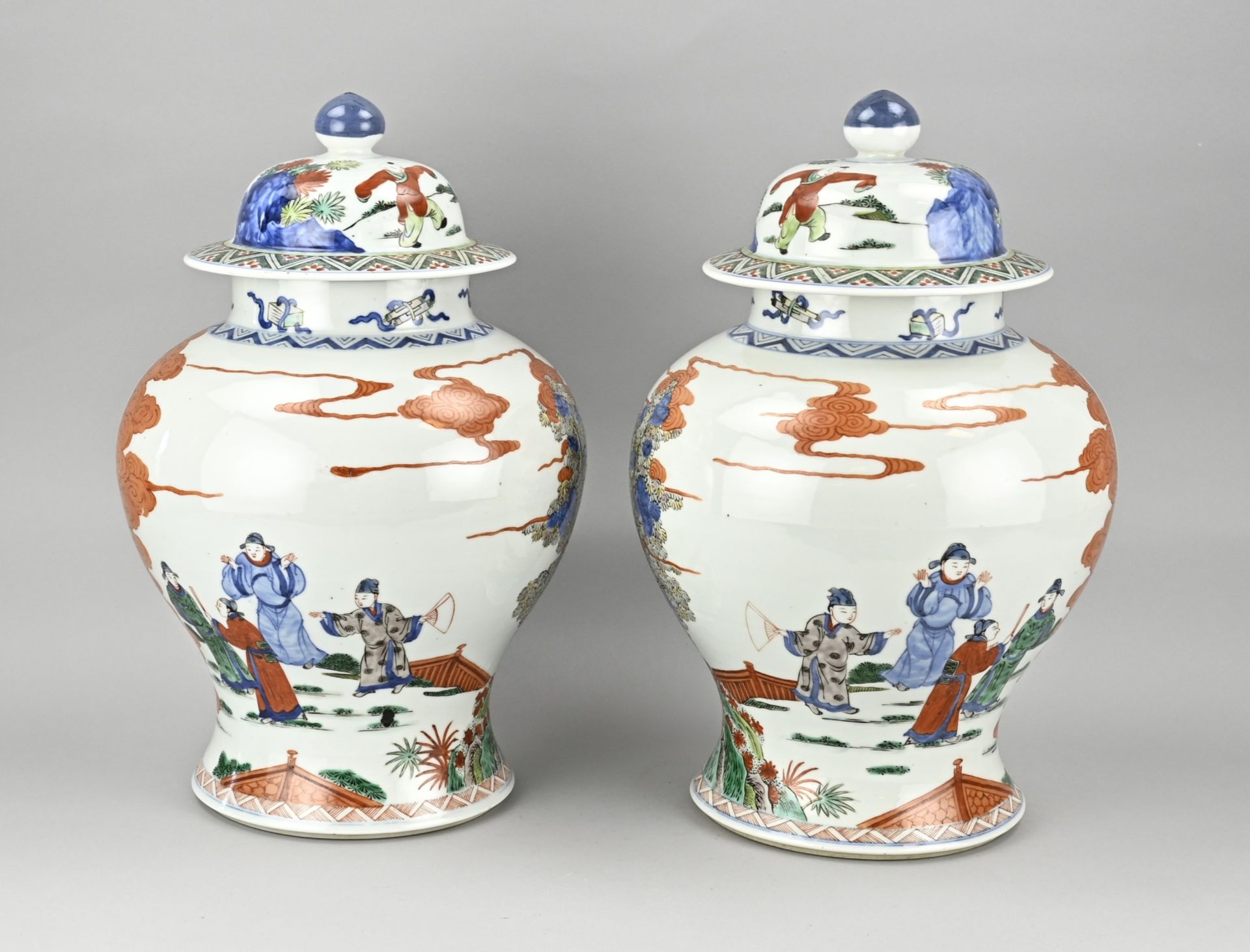 2x Chinese lidded vase, H 40.5 cm. - Image 2 of 3