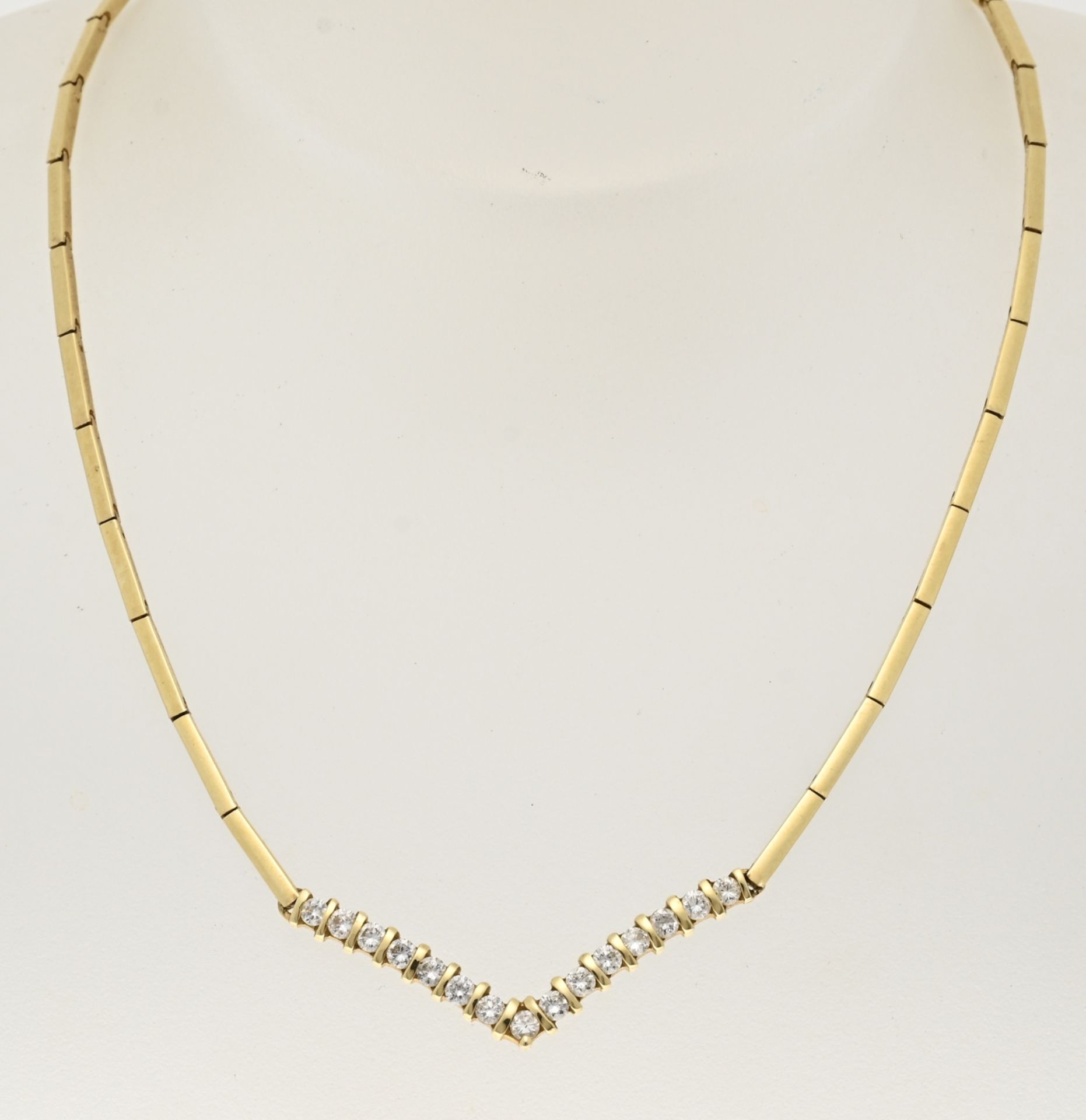 Gold choker with diamonds