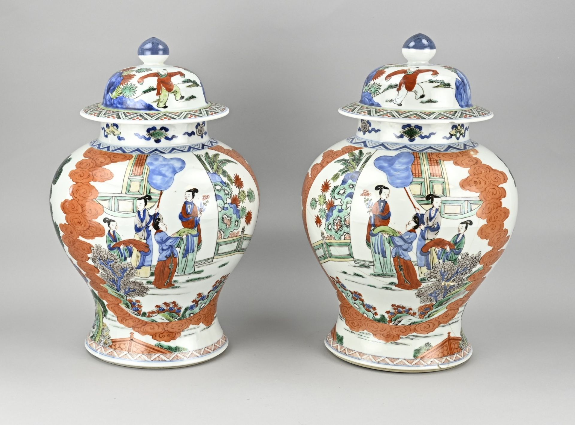 2x Chinese lidded vase, H 40.5 cm.