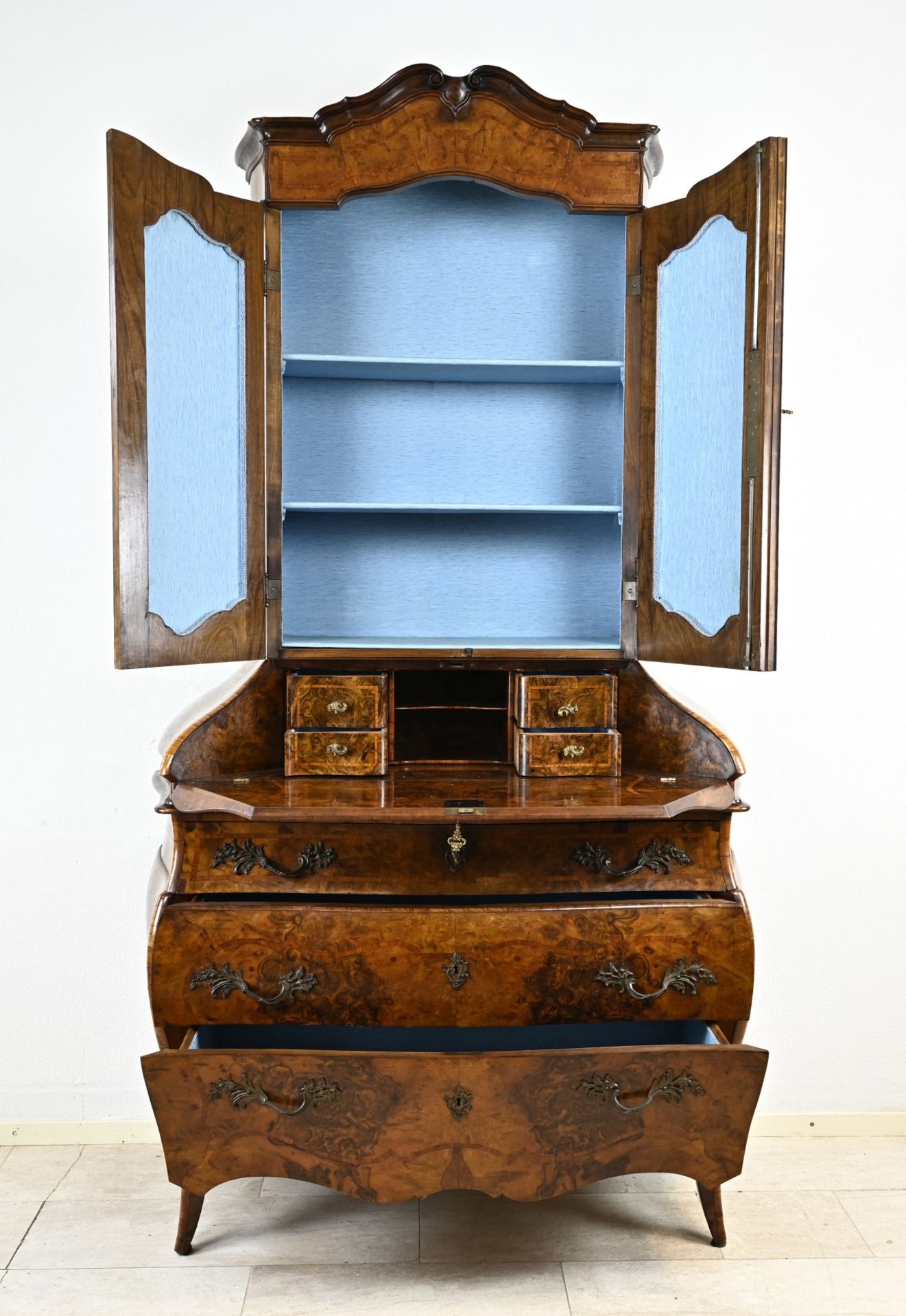 Burr walnut top desk, 1880 - Image 2 of 2