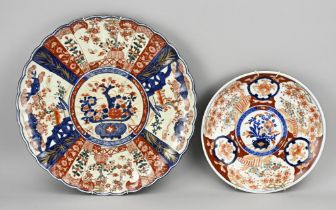 2x Imari plate Ã˜ 29 - 42 cm.