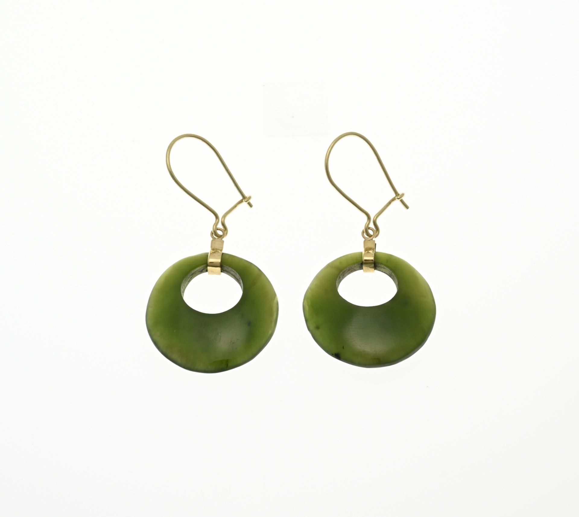 Gold earrings with jade