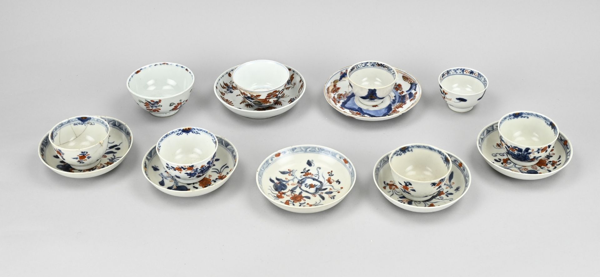 Lot Imari cups + saucers (16x)