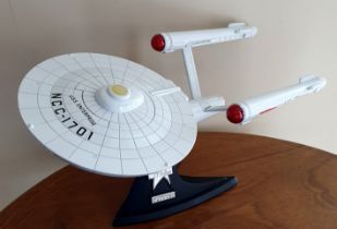 1991 Franklin Mint Star Trek 25th Anniversary Edition replica of the NCC-1701 USS Enterprise Lot