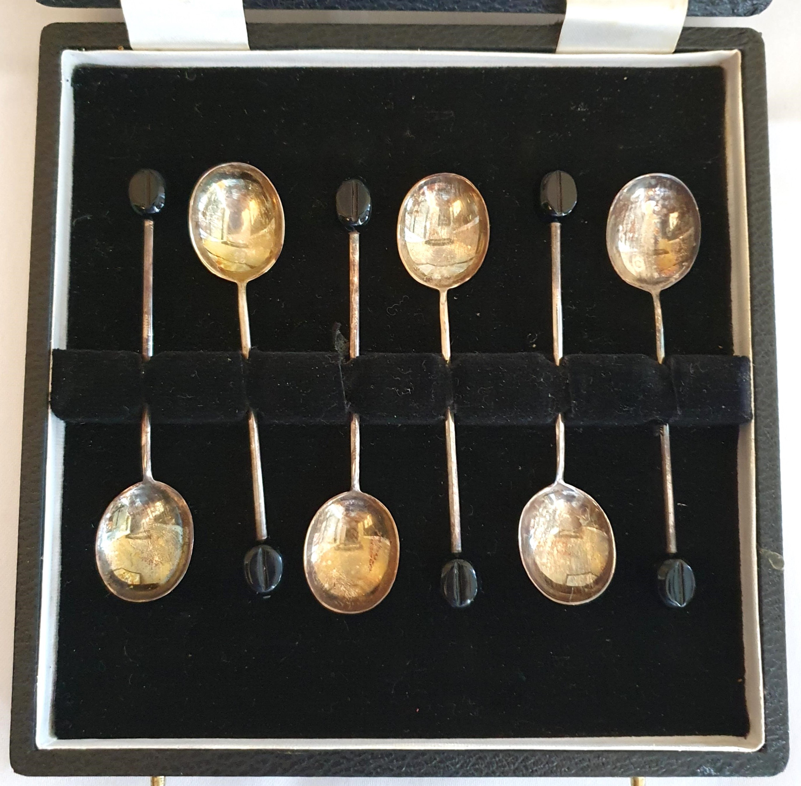 Set of 6 Silver Cased Coffee Bean Spoons, Sheffield 1972 - Image 2 of 2