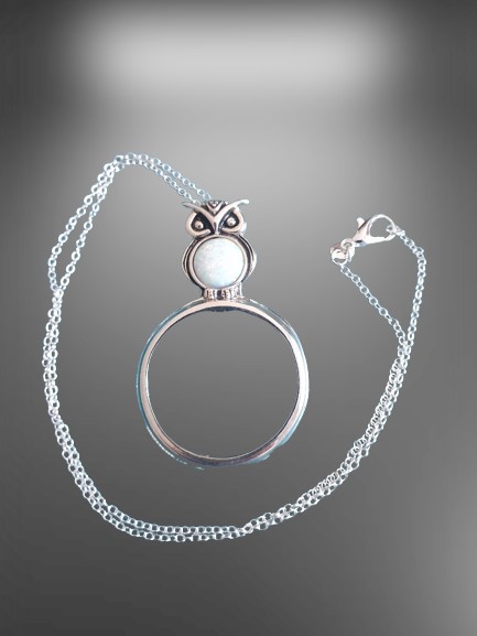 Silver Magnifying Pendant Necklace Stylised as an Owl with an Opal Cabuchon - Image 2 of 2
