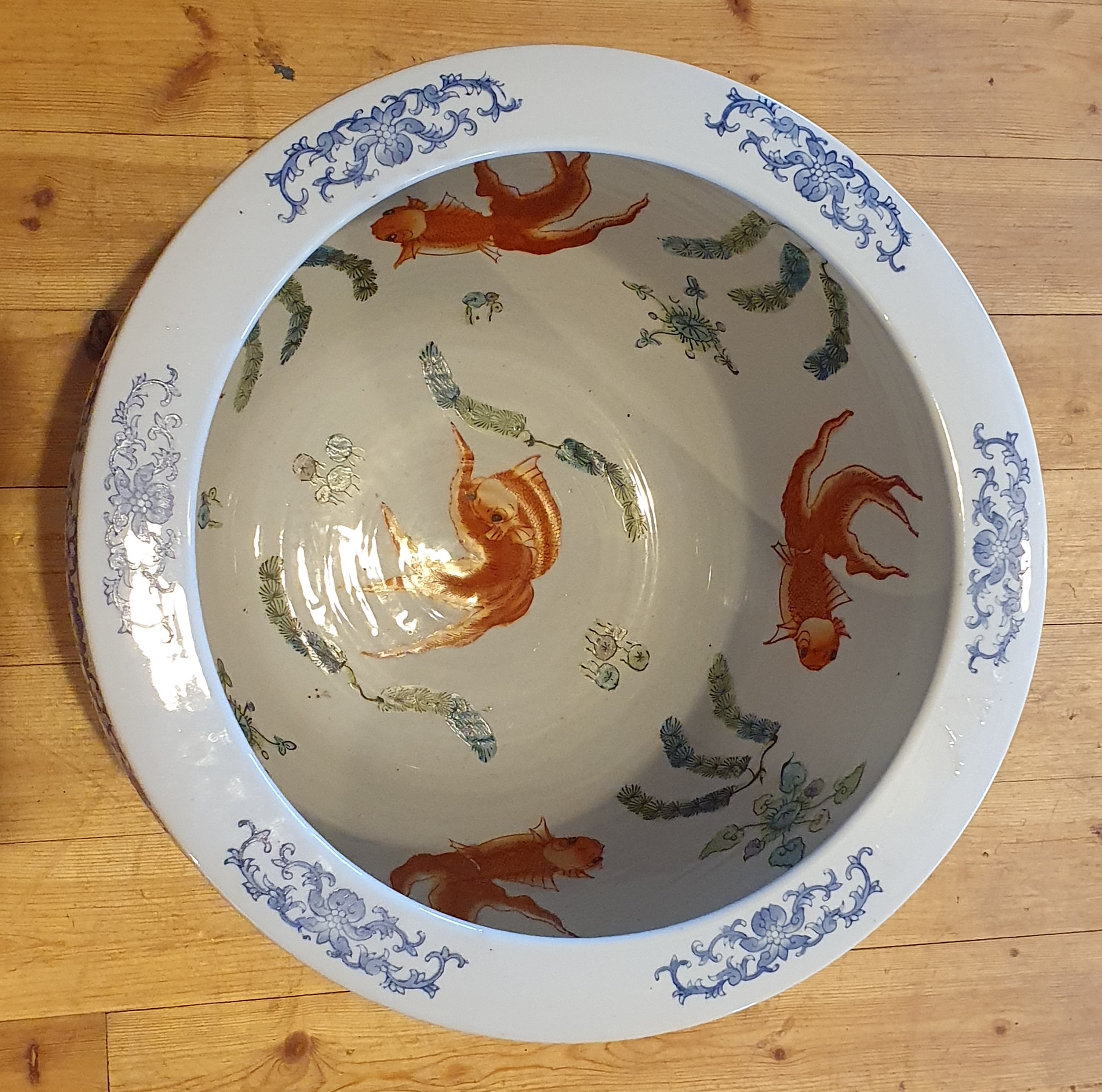 Large Chinese Ceramic Fish Bowl Jardiniere approximately 15 inches in diameter - Image 3 of 3