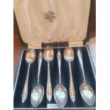 Cased Set of 6 Silver Teaspoons Hallmarked Birmingham 1933