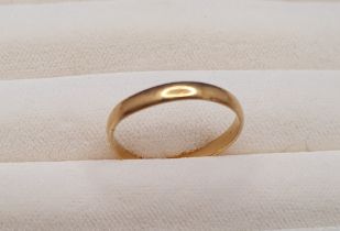 22ct Gold Ring (misshapen, weight 1.88g