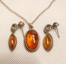 Silver and Amber Necklace with Earrings