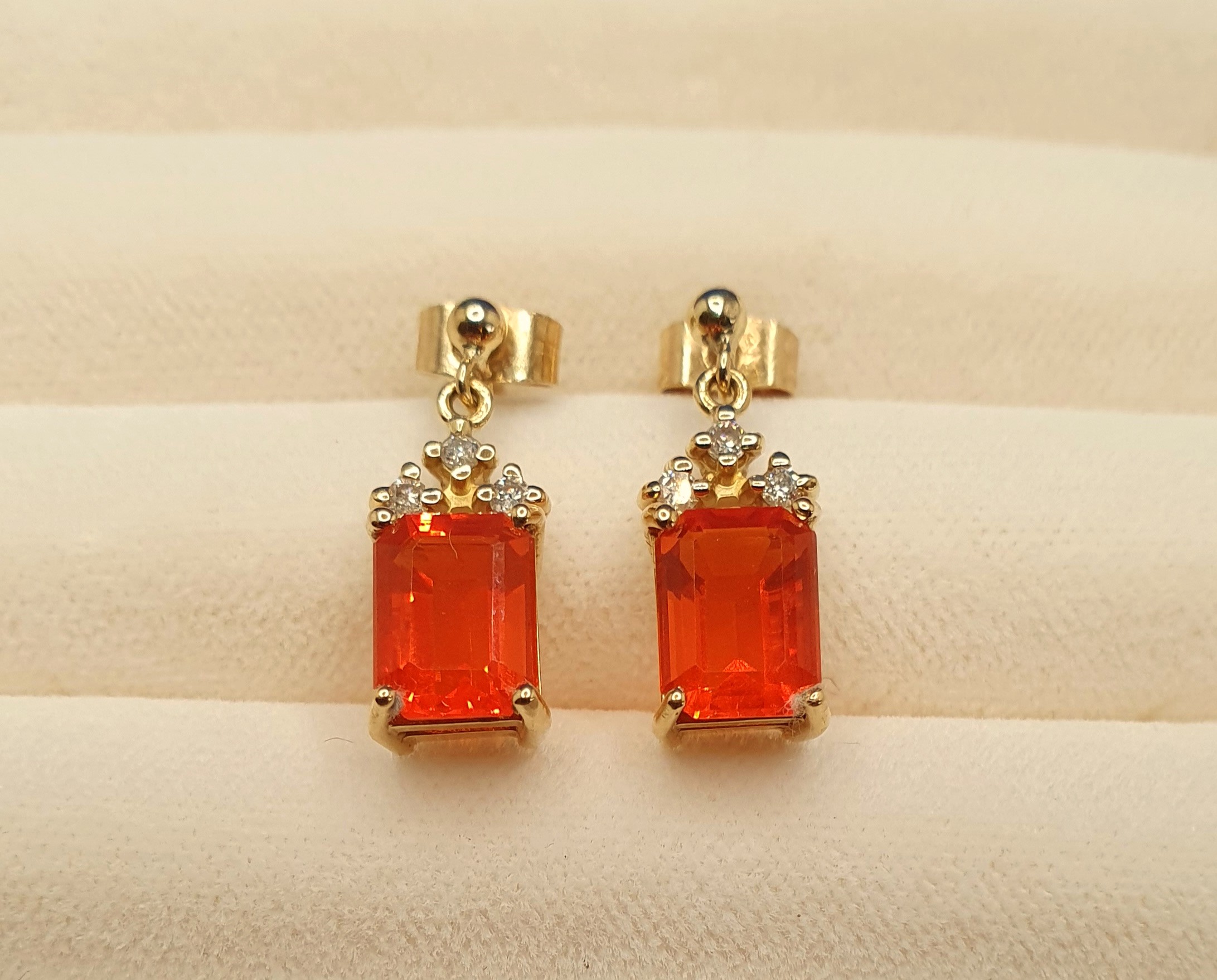 18ct Gold Mexican Fire Opal and Diamond Earrings, weight 3.65g