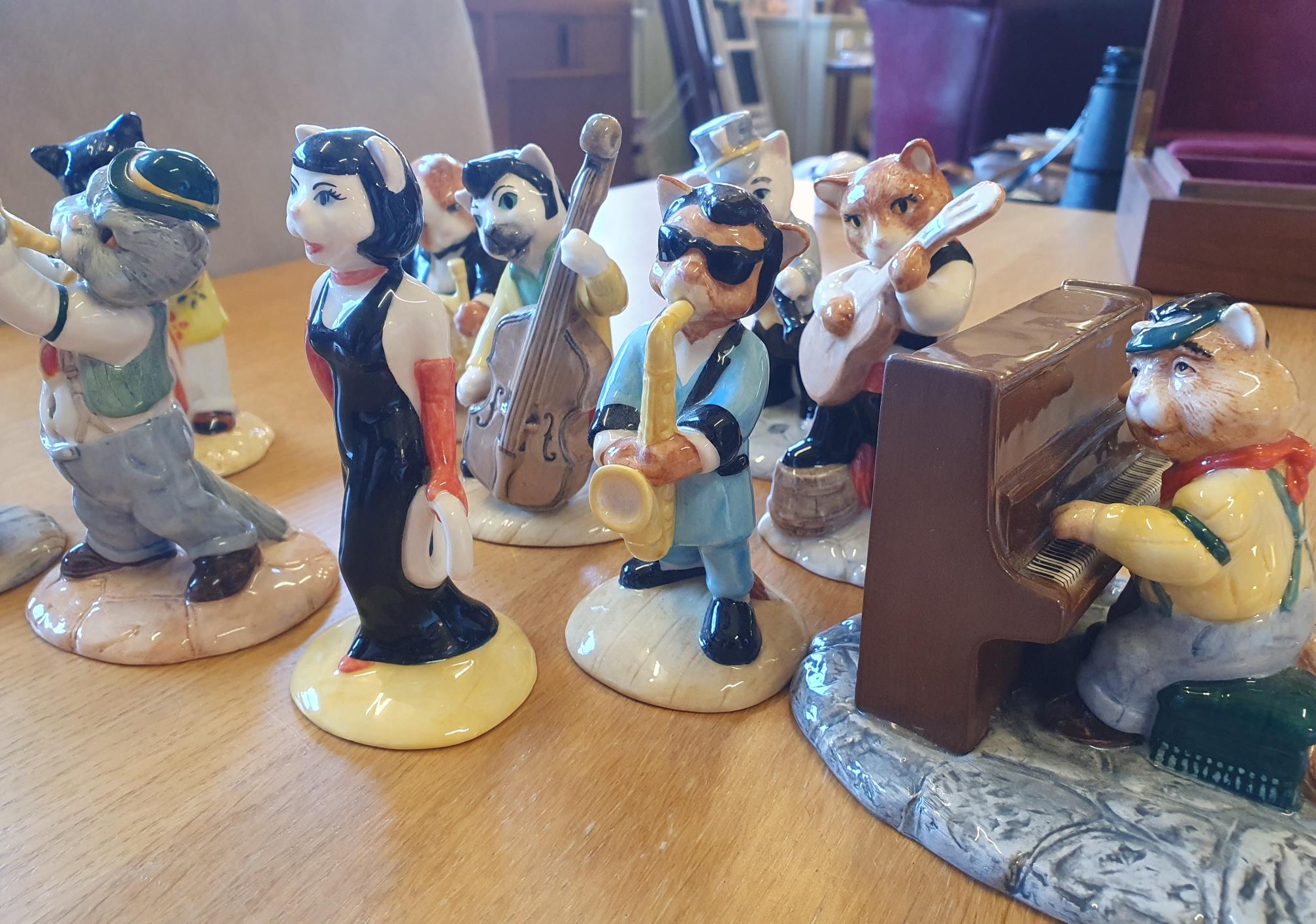 Set of 10 Beswick Cats Chorus Figures, all in excellent condition, most with original boxes - Bild 2 aus 2