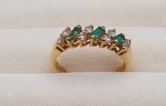 18ct Gold Emerald and Diamond Ring. Size M, weight 3.63g