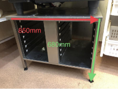 SS TABLE WITH STORAGE