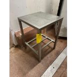 STAINLESS STEEL TABLE