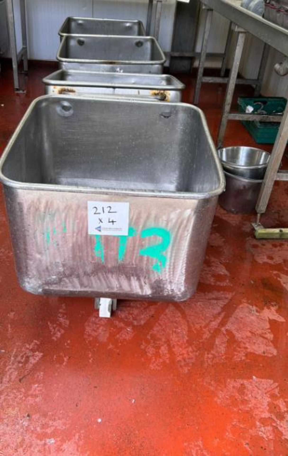 4 X 200 LITRE TOTE BINS - Image 2 of 3