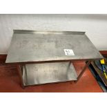 STAINLESS STEEL TABLE