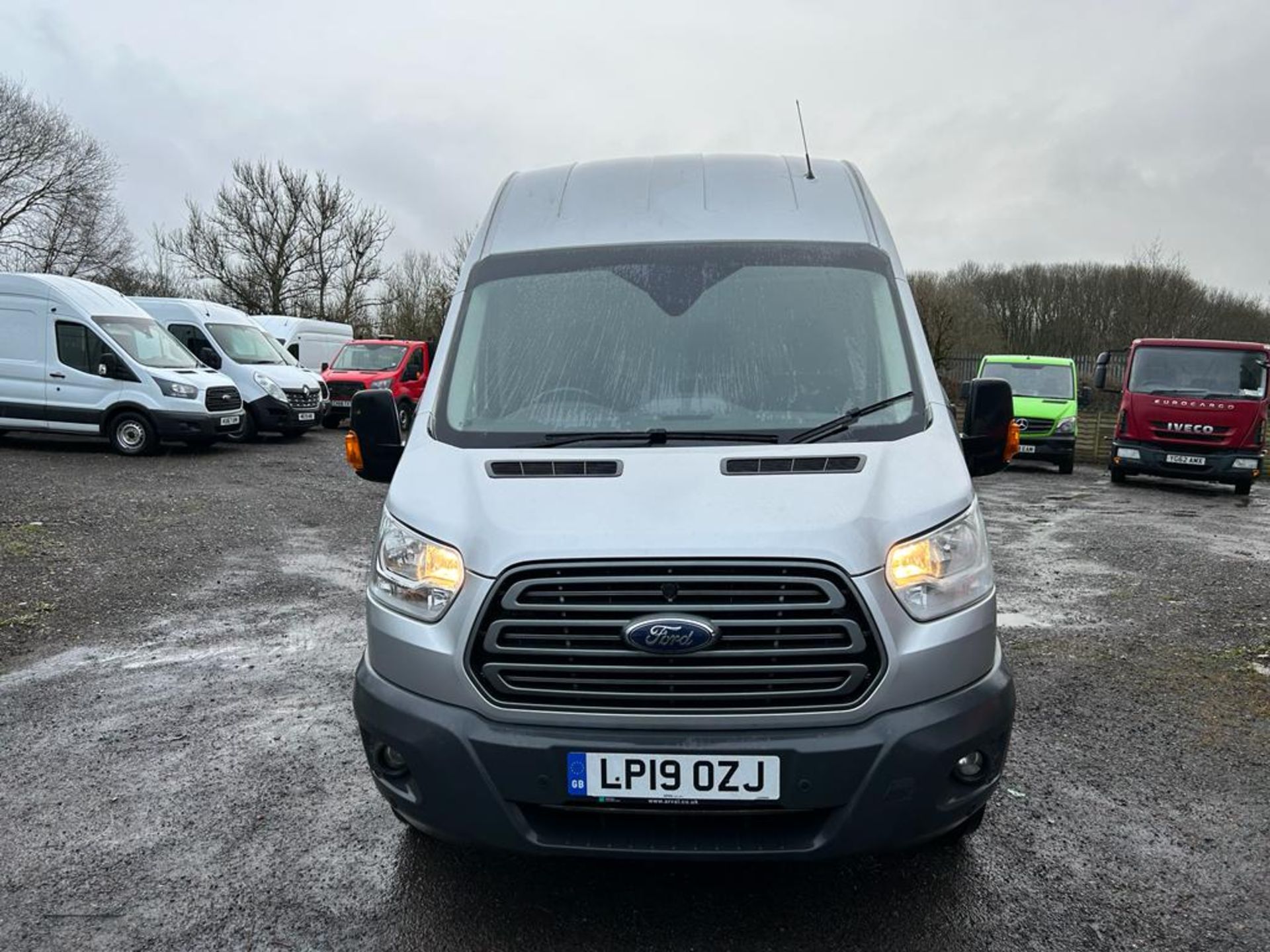 FORD TRANSIT 2.0 TDCI - Image 4 of 13