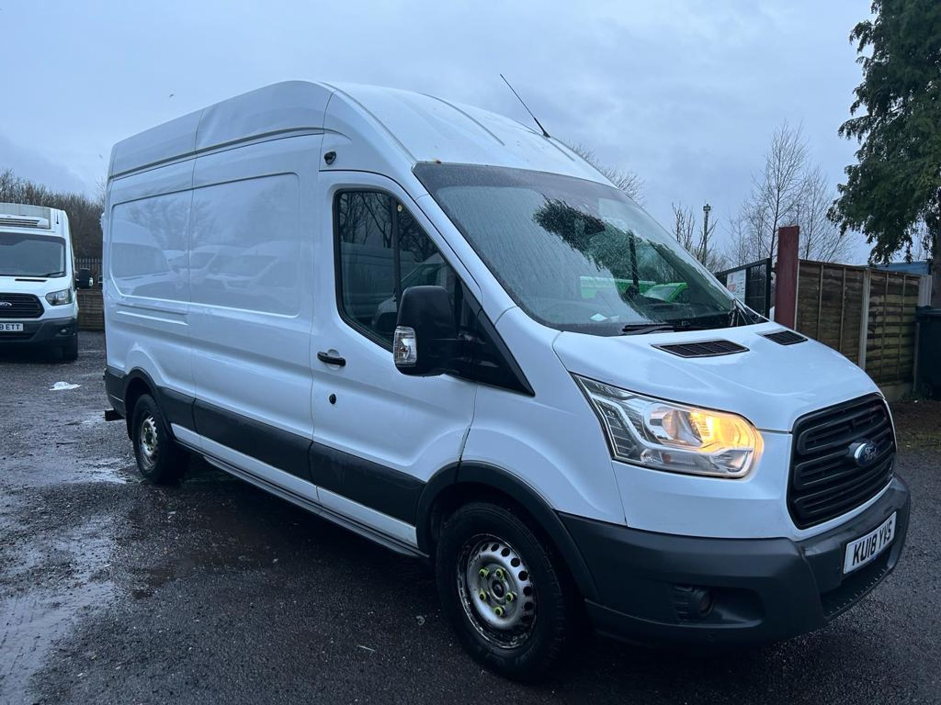 FORD TRANSIT T350 - Image 2 of 14