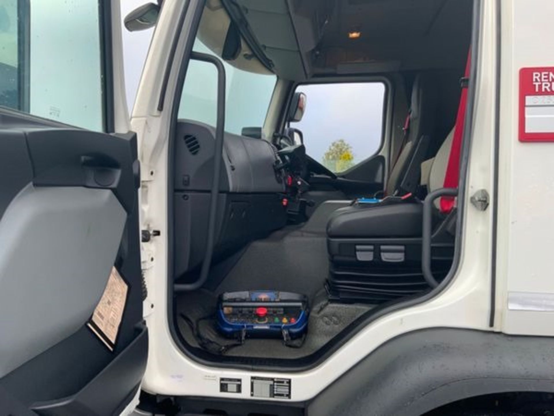 RENAULT C 2018 C250 HIAB TIPPER BODY - Image 7 of 21