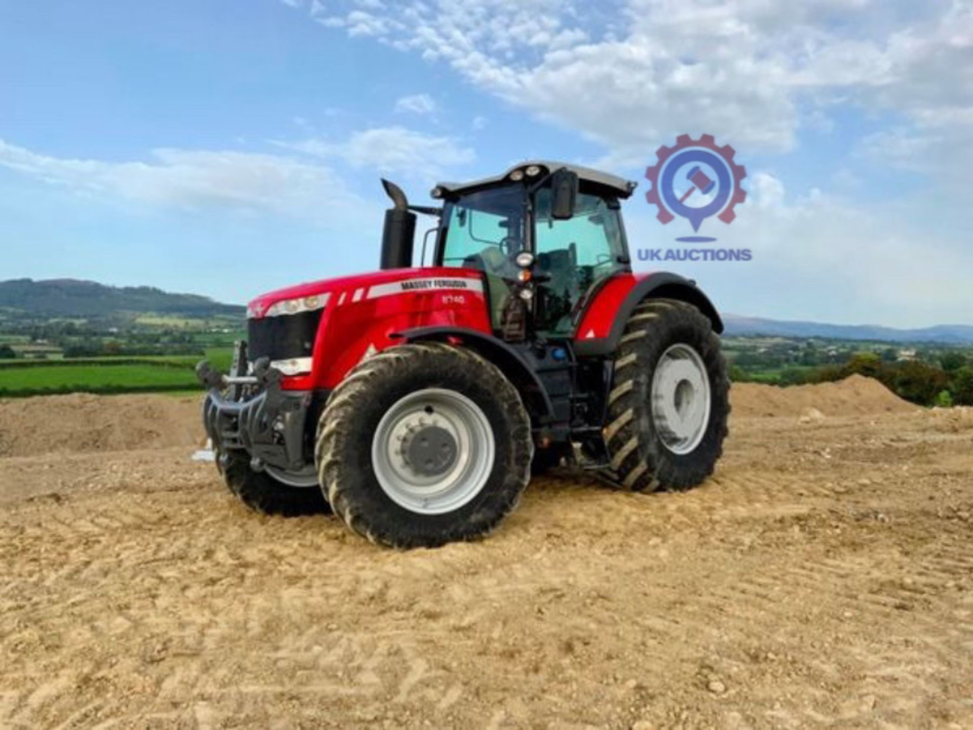 2017 MASSEY FERGUSON 8740 - Image 2 of 22