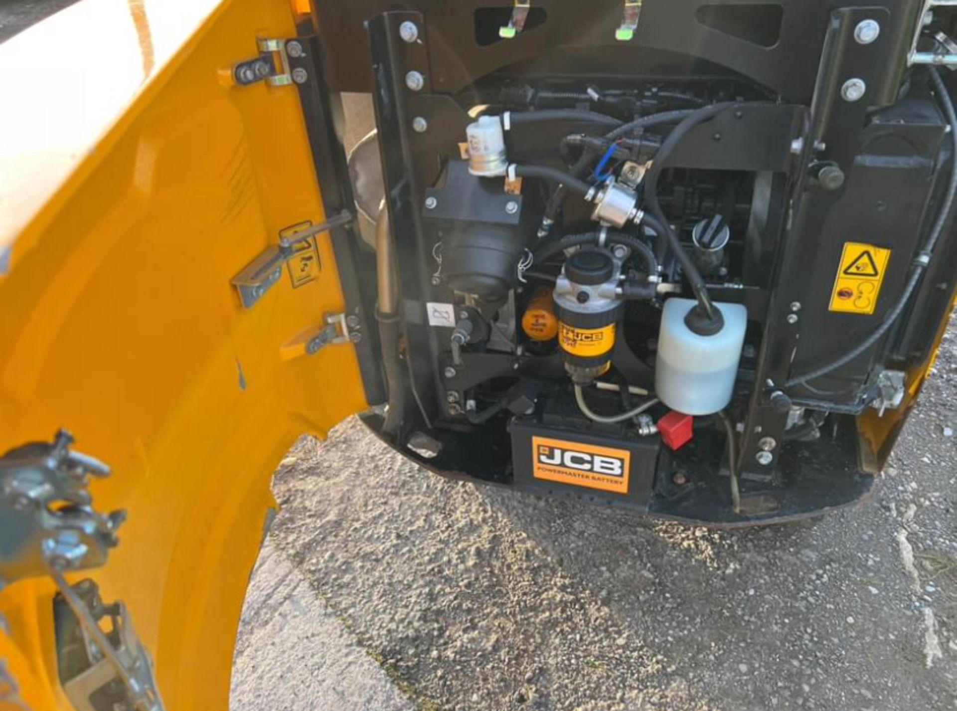 2019 JCB 15C-1 MINI DIGGER - Image 6 of 11