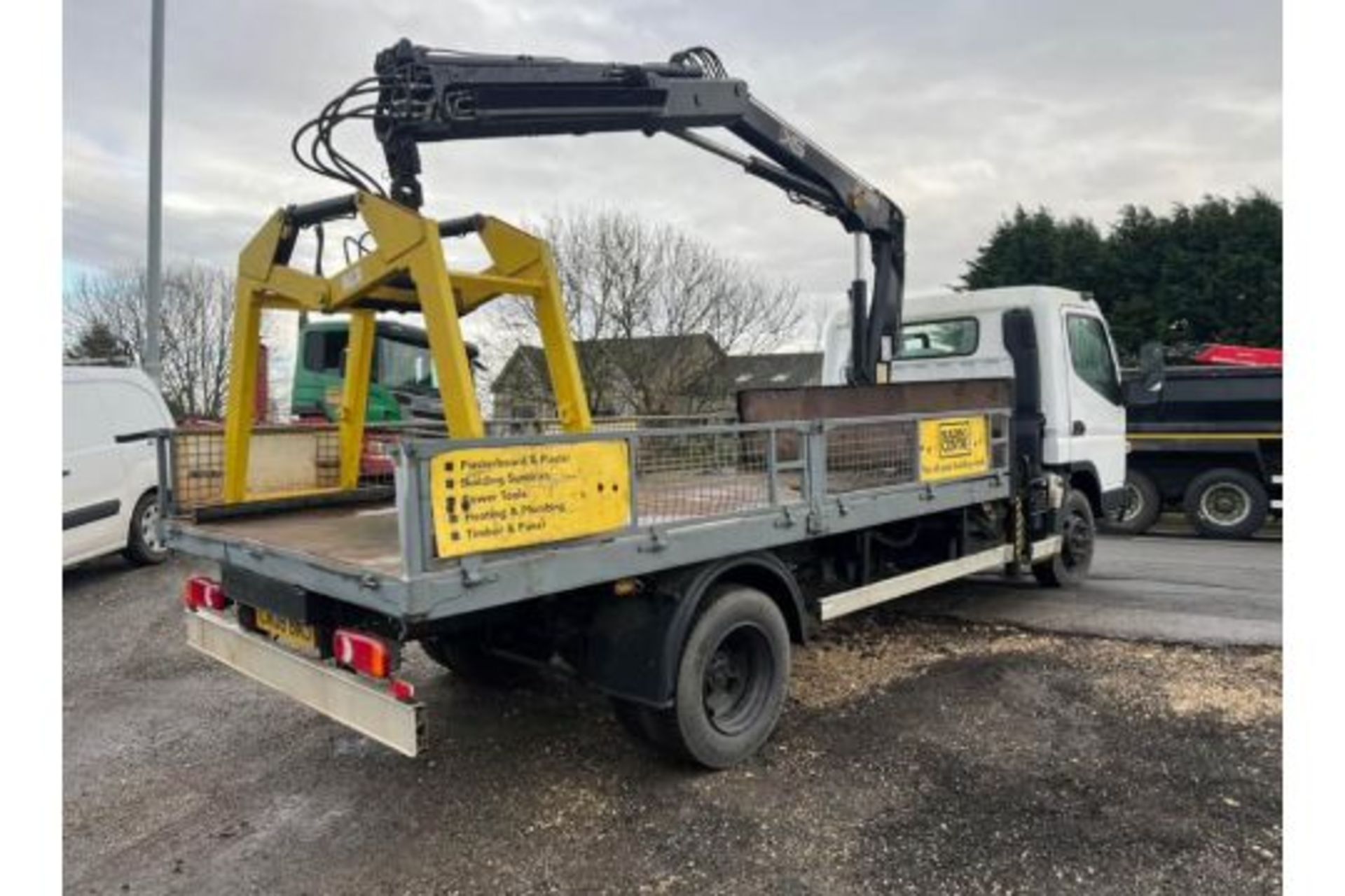 2008 MITSUBISHI CANTER HIAB - Image 4 of 12