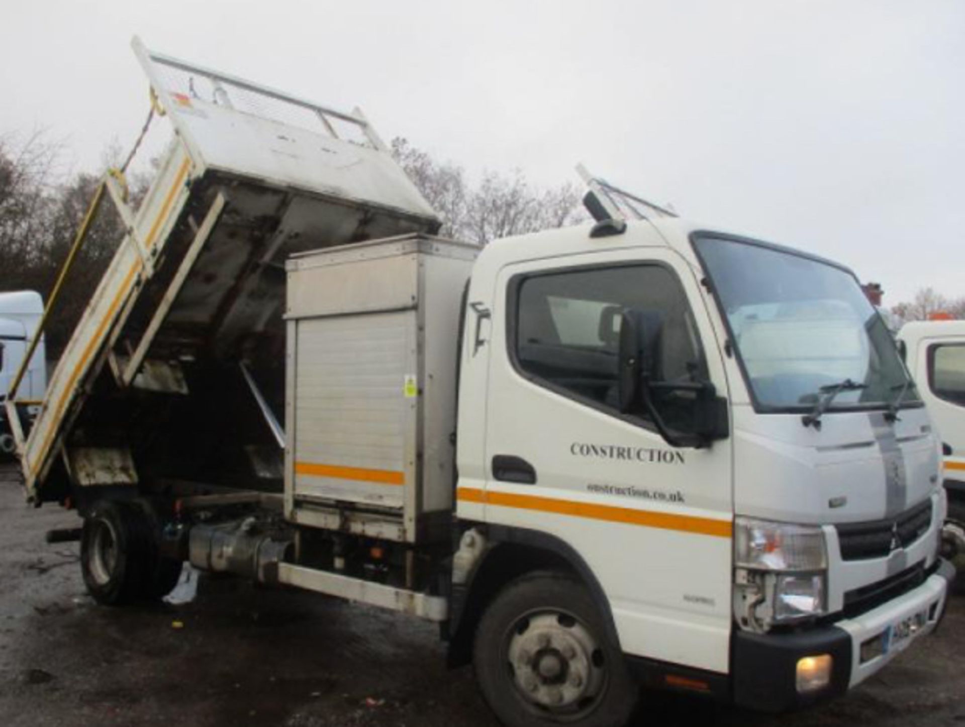 2015 MITSHUBISHI FUSO CANTER 7C15