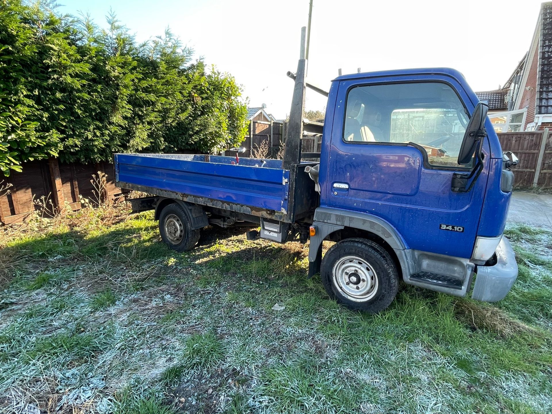 2005 NISSAN CABSTAR TIPPER - Image 3 of 6