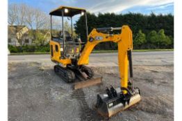 JCB 15C-1 MINI DIGGER.