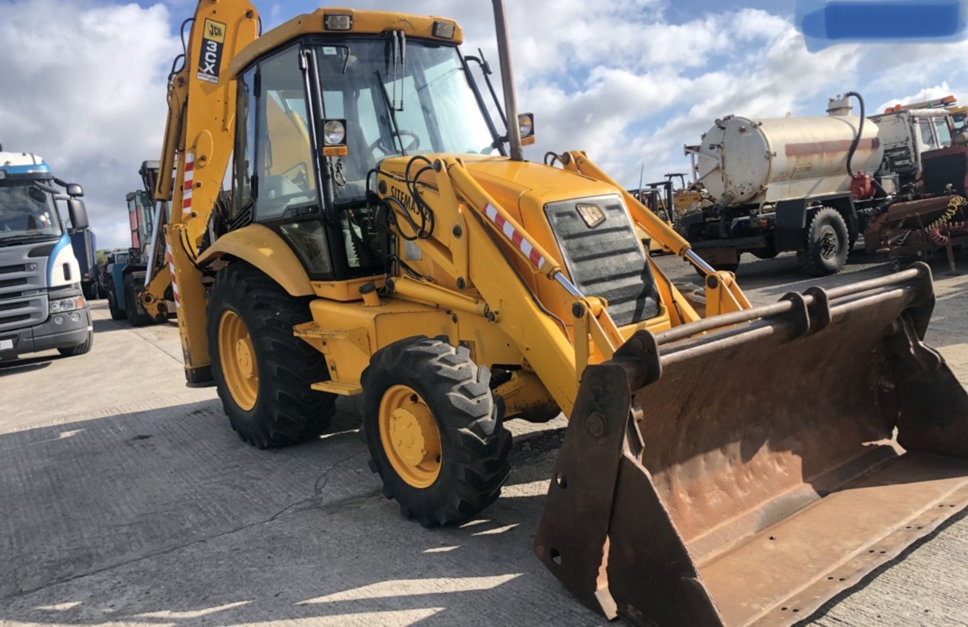 JCB 3CX SITEMASTER P12 BACKHOE LOADER YEAR 1999 - Image 2 of 12