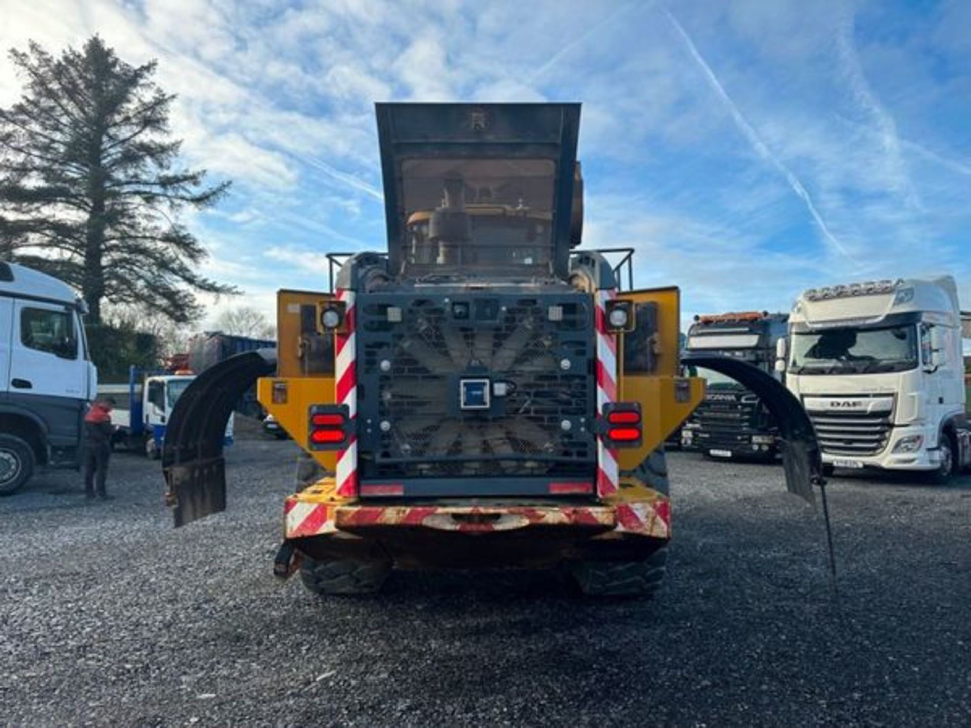 A BELL L2606e WHEELED LOADING SHOVEL..... - Image 8 of 30