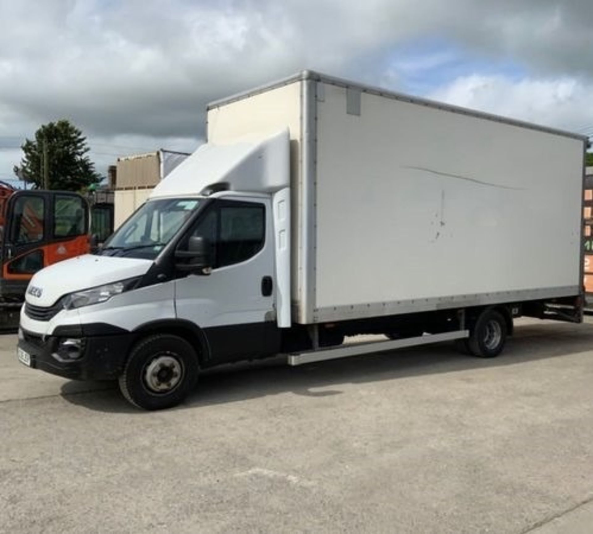 2018 IVECO DAILY 70C18 GRP BOX VAN - Image 13 of 18