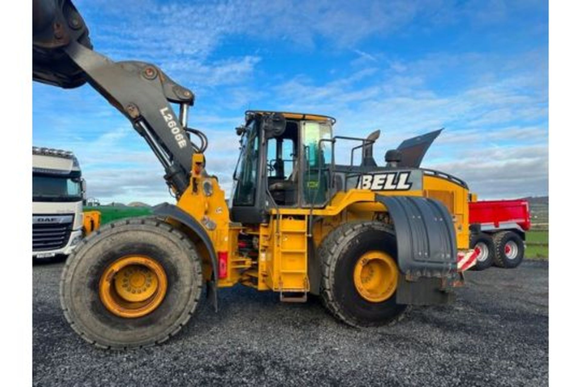 2016 BELL L2606e WHEELED LOADING SHOVEL - Image 3 of 30