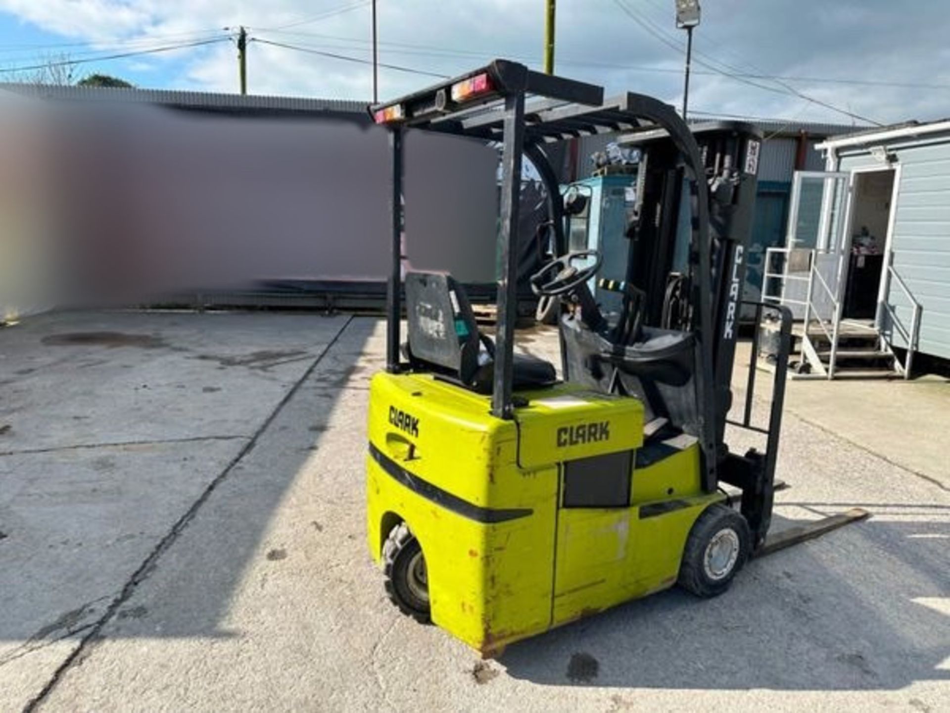 2007 CLARK 1.5 TON ELECTRIC FORKLIFT - Image 12 of 17