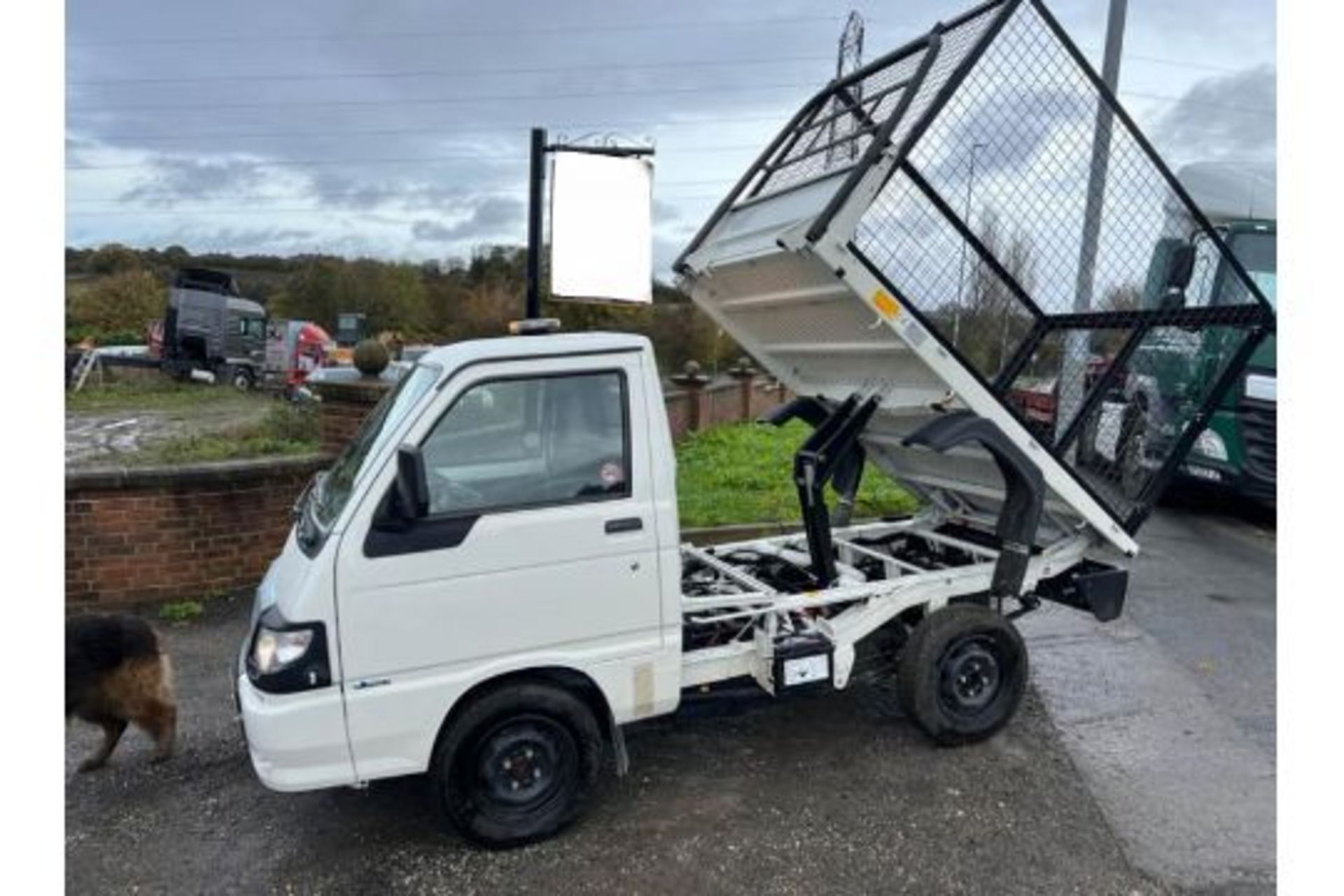 PIAGGIO PORTER TIPPER. - Image 4 of 17